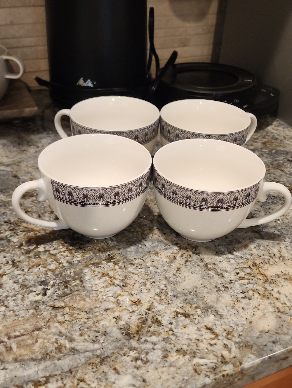 Set Of 4 Coffee Cups / Mugs